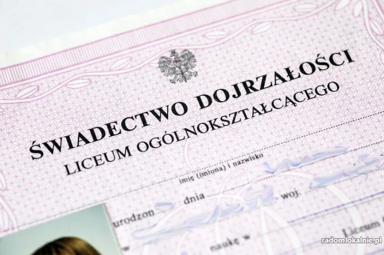 kup-swiadectwo-szkolne-z-wpisem-mature-z-wpisem-44371.webp